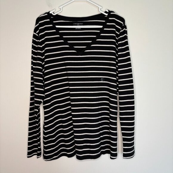 LANE BRYANT NEW Striped V-Neck Tee Womens 14/16 Black White Stretch - Picture 3 of 5